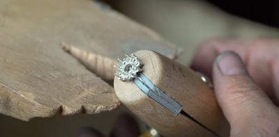 How to Make a Minimalist Engagement Ring - Minimalist Designs