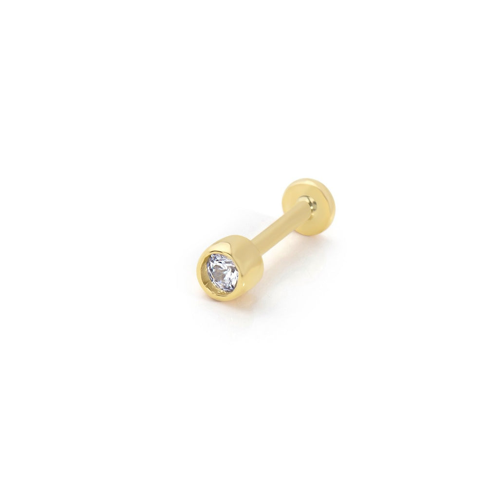 14k Gold Round Solitaire Model Tragus Piercing