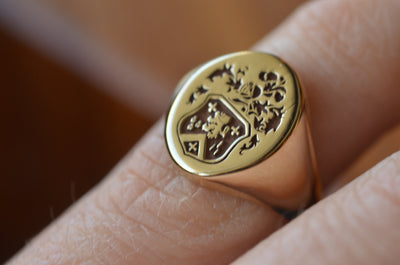 INCREASING TREND OF FAMILY CREST RINGS