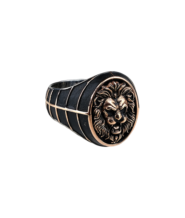 Men's Lion Ring in Sterling Silver