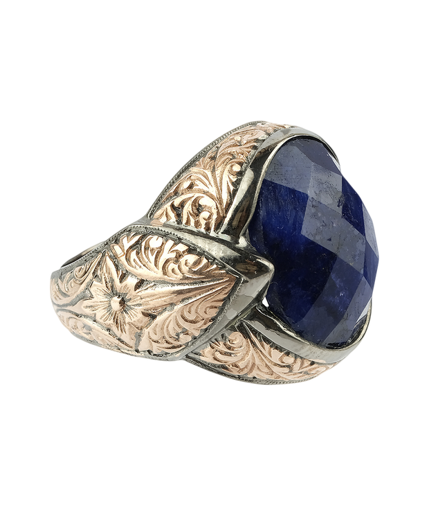 Ring with Root Sapphire Stones