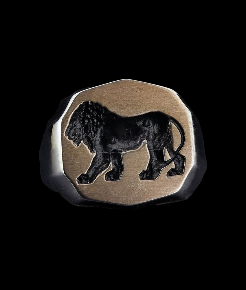 Men's Lion Signet Ring