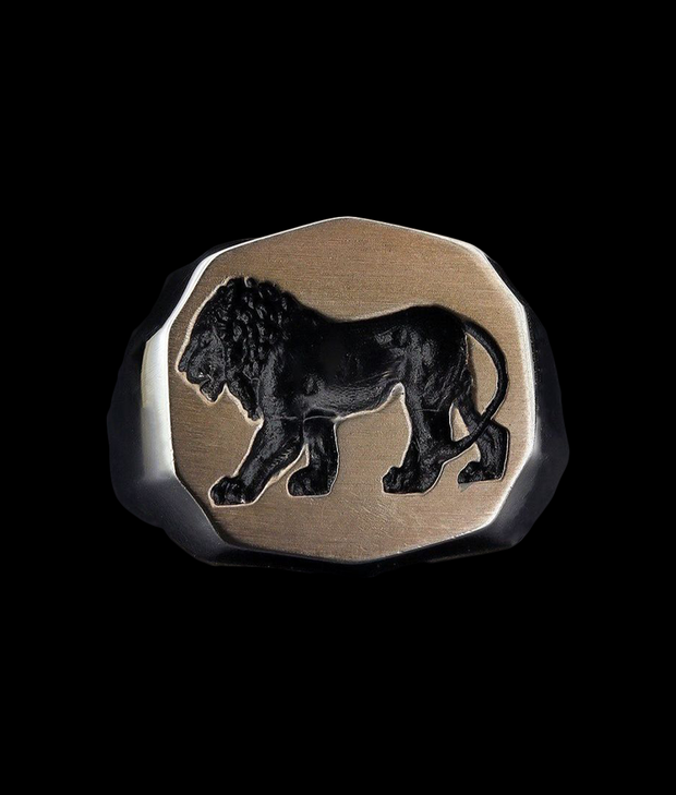 Men's Lion Signet Ring
