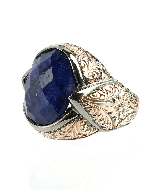 Ring with Root Sapphire Stones
