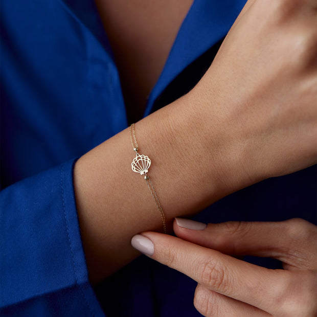 14k Gold Oyster Shell Bracelet, 14k Solid Gold Bracelet, Gold Bracelet for women, Solid Gold Bracelet