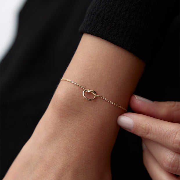 14k Gold Knot Bracelet, 14k Solid Gold Bracelet, Gold Bracelet for women, Solid Gold Bracelet