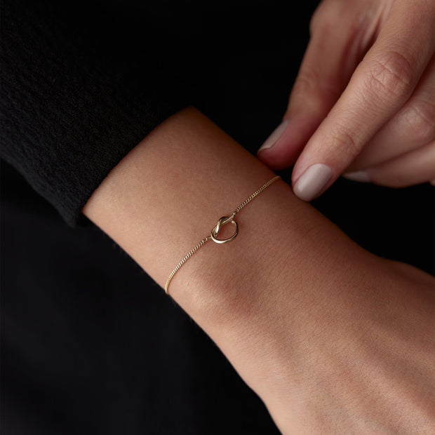 14k Gold Knot Bracelet, 14k Solid Gold Bracelet, Gold Bracelet for women, Solid Gold Bracelet