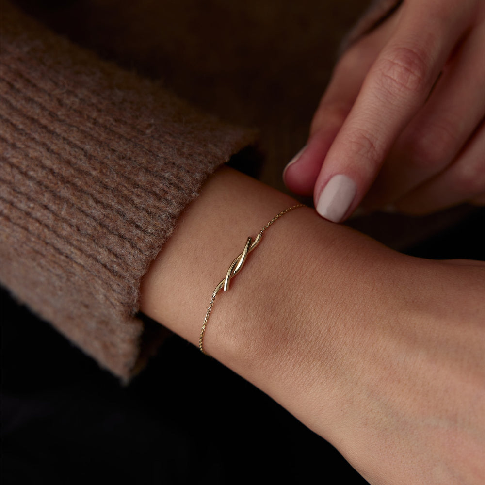 14k Gold Engagement Knot Bracelet, 14k Solid Gold Bracelet, Gold Bracelet for women, Solid Gold Bracelet