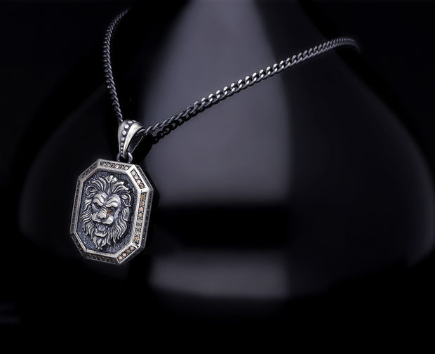 Men’s Sterling Silver Lion Medallion Necklace
