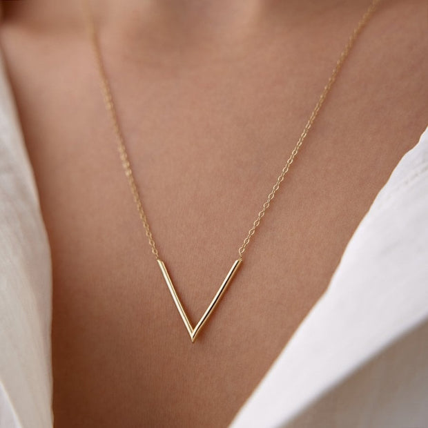 gold necklace, 14k gold necklace, necklace, 14k Gold V Model Design Necklace