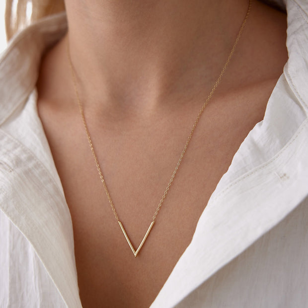 gold necklace, 14k gold necklace, necklace, 14k Gold V Model Design Necklace