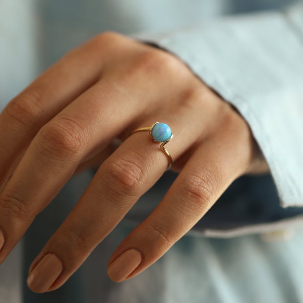 14k Gold Blue Topaz Moonstone Ring