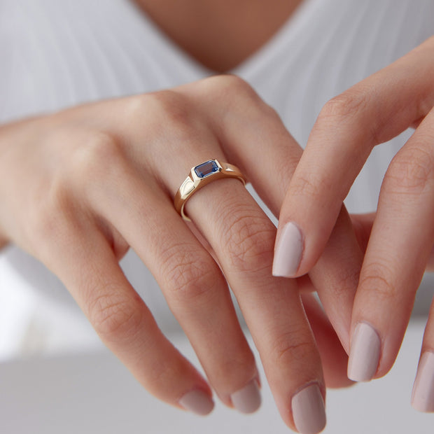 14k Gold Turquoise Baguette Stone Ring