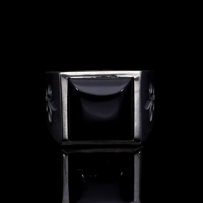 Men’s Sterling Silver Onxy Square Ring