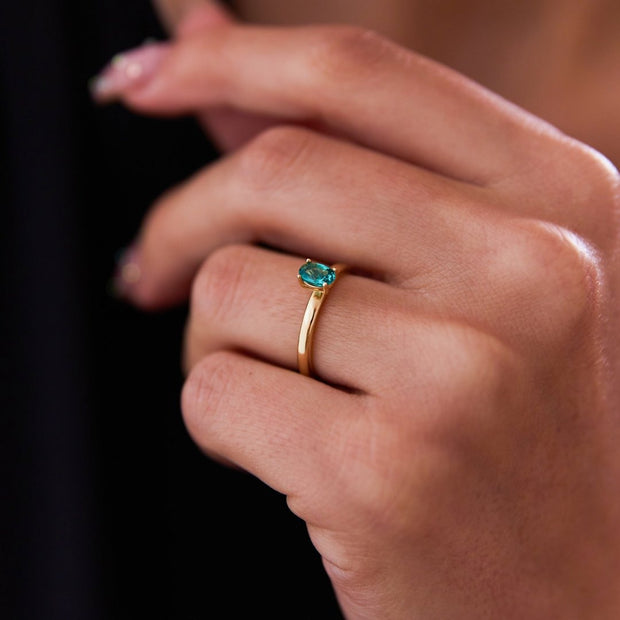 14k Gold Simple Light Green Ring
