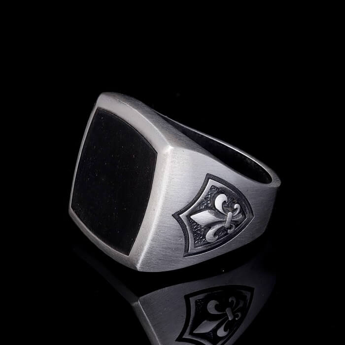 Men’s Sterling Silver Shield Onxy Ring