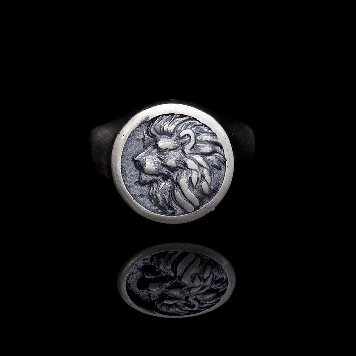 Men’s Sterling Silver Lion Oval Ring