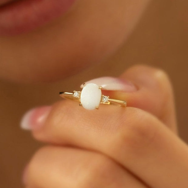 14k Gold Crystal Oval Ring
