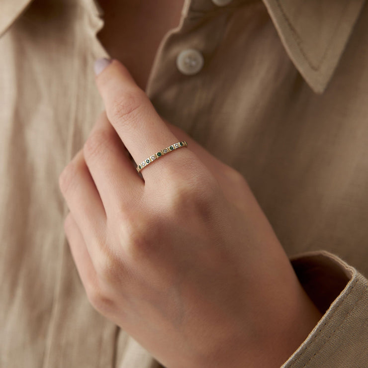 14k Gold Light Green Detailed Ring
