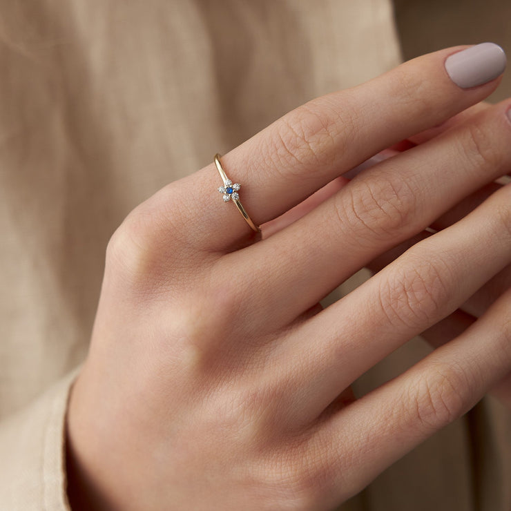 14k Gold Cemre Sapphire Blue