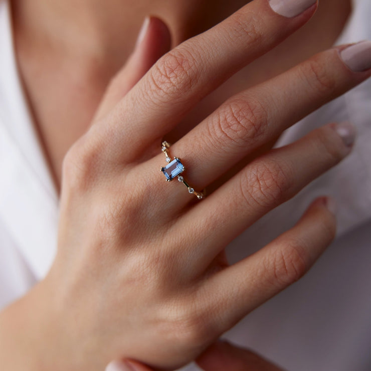 14k Gold Sapphire Blue Line Ring