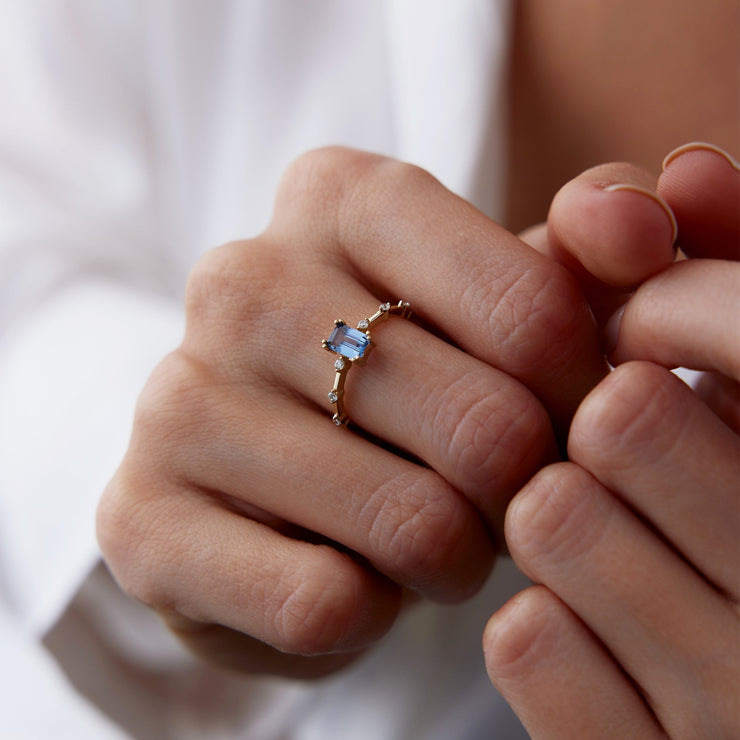 14k Gold Sapphire Blue Line Ring