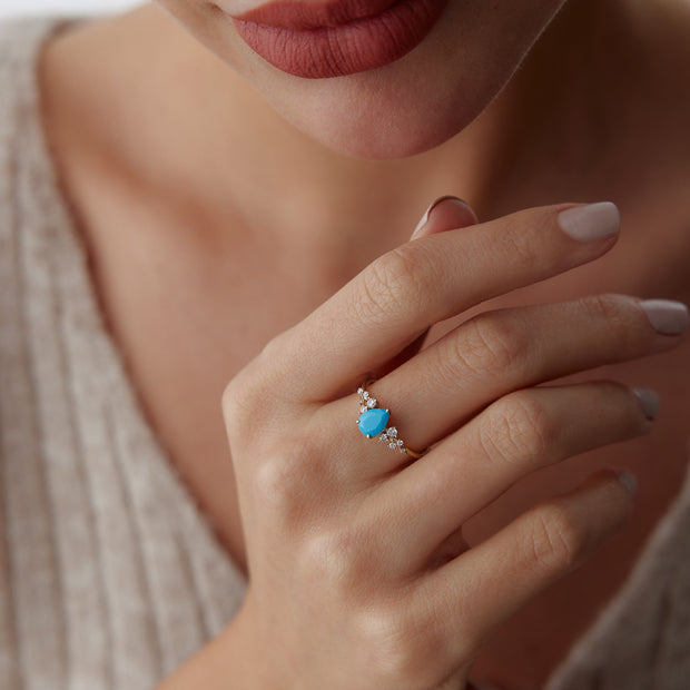 14k Gold Teardrop Turquoise Stone Ring