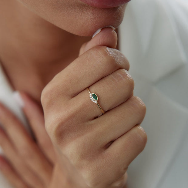 14k Gold Light Green Eyelashed Eye Ring