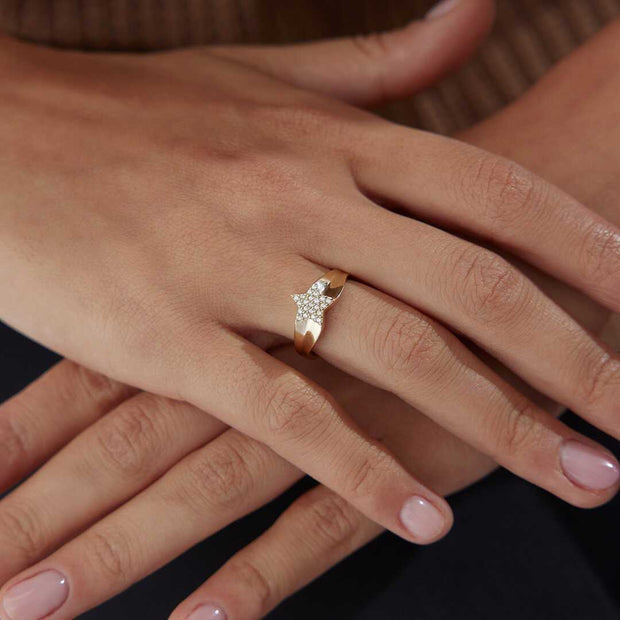 Bold Star Ring - Solid 14k Gold Ring