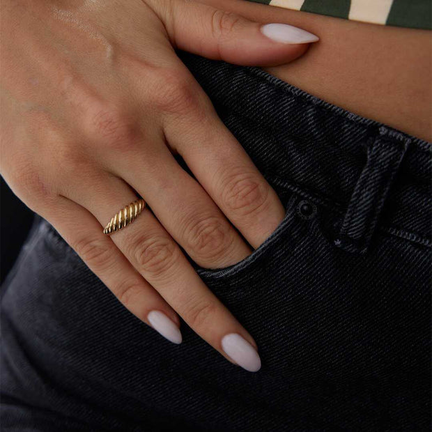 Croissant Ring in 14k Gold - Solid 14k Gold Ring