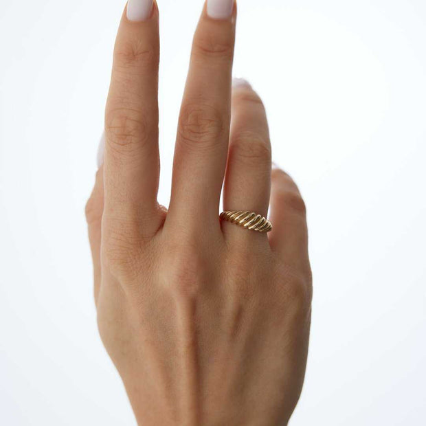 Croissant Ring in 14k Gold - Solid 14k Gold Ring