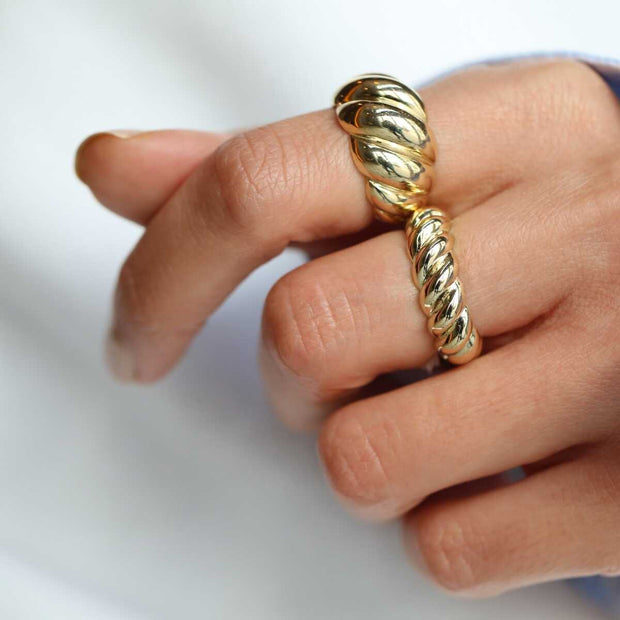 Croissant Ring in 14k Gold - Solid 14k Gold Ring
