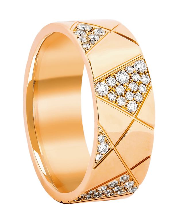 7mm Wedding Band in Solid Gold