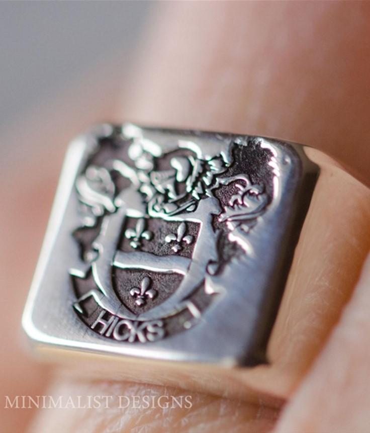 Personalized Square Family Crest Ring-Minimalist Designs