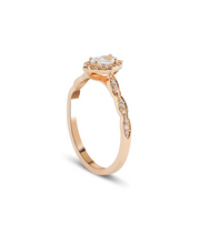 Hera Solitaire Diamond Ring