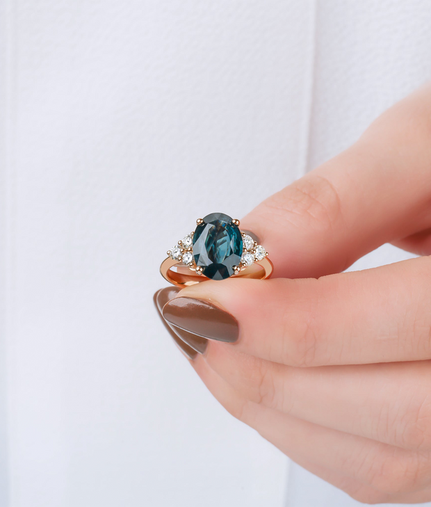 Green Blue Sapphire Diamond Ring