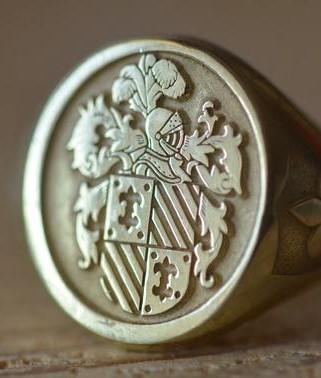 Personalized Family Crest Ring-Minimalist Designs