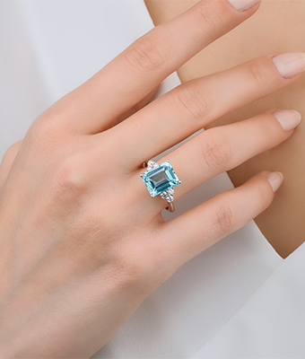 Emerald Cut Aquamarine Diamond Ring