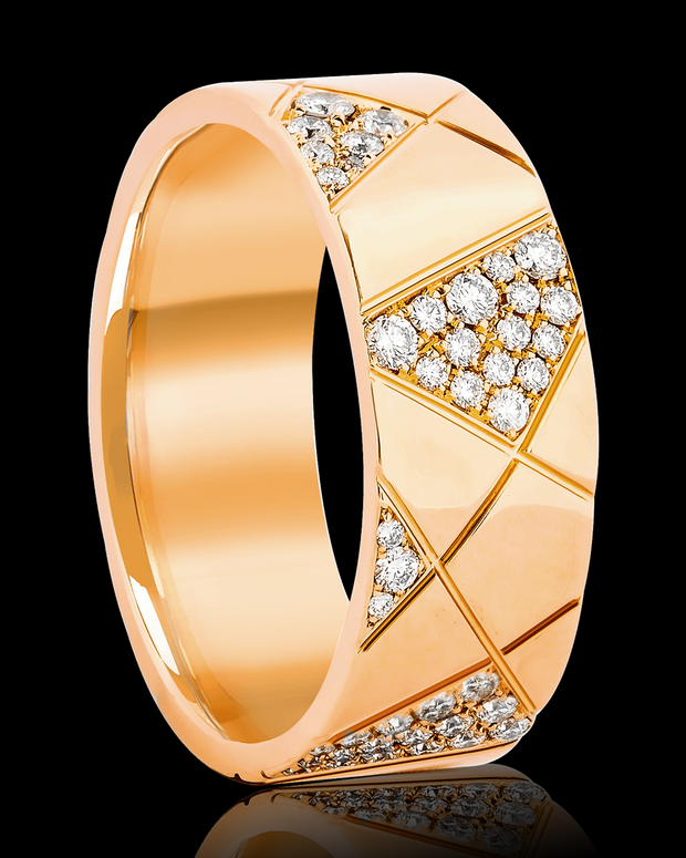 7mm Wedding Band in Solid Gold