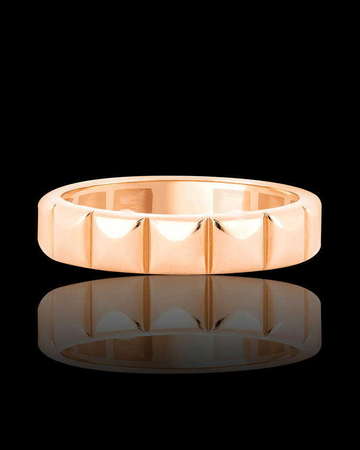 Minimalist Wedding Band in Solid Gold