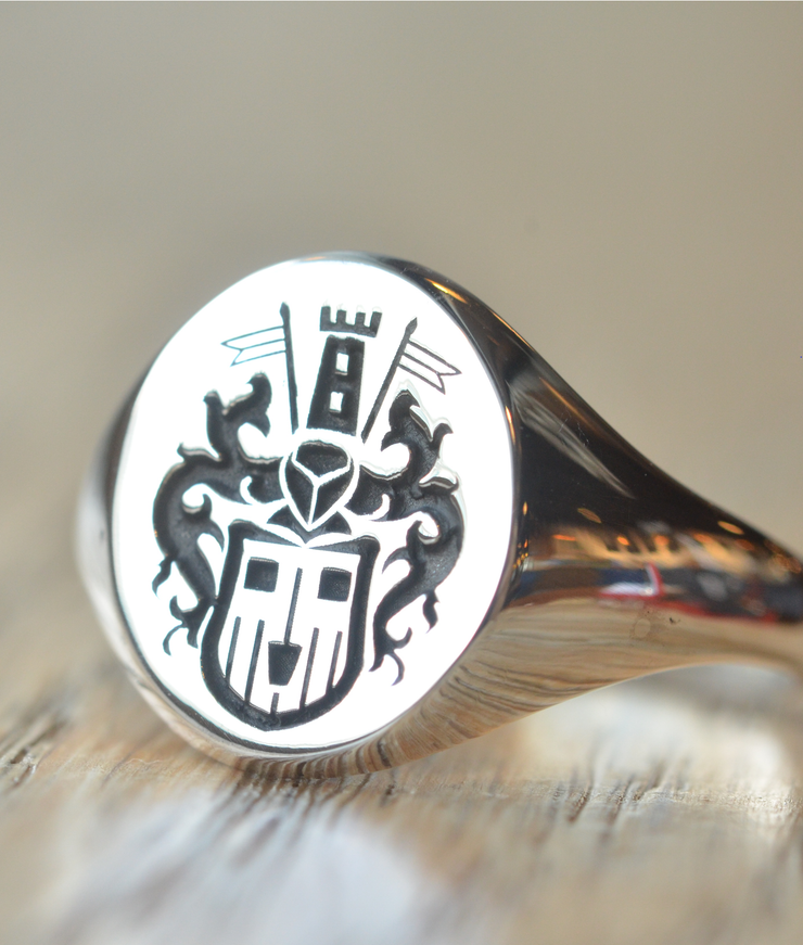 Personalized Family Crest Ring-Minimalist Designs
