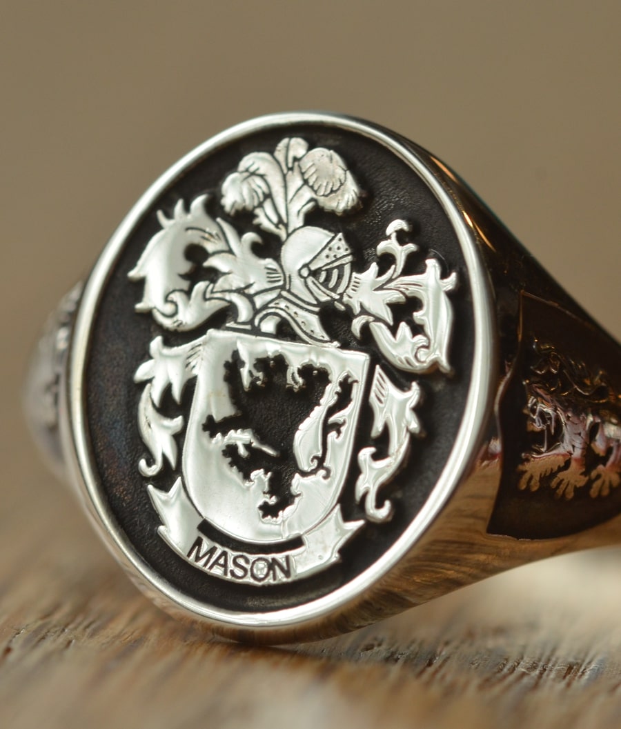 family crest ring, custom made family  crest ring , mason crest ring,