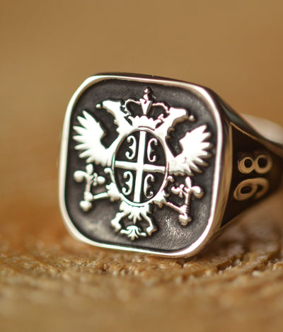 Custom Made Family Crest Ring - Any Crest - Cushion Signet Ring-Minimalist Designs