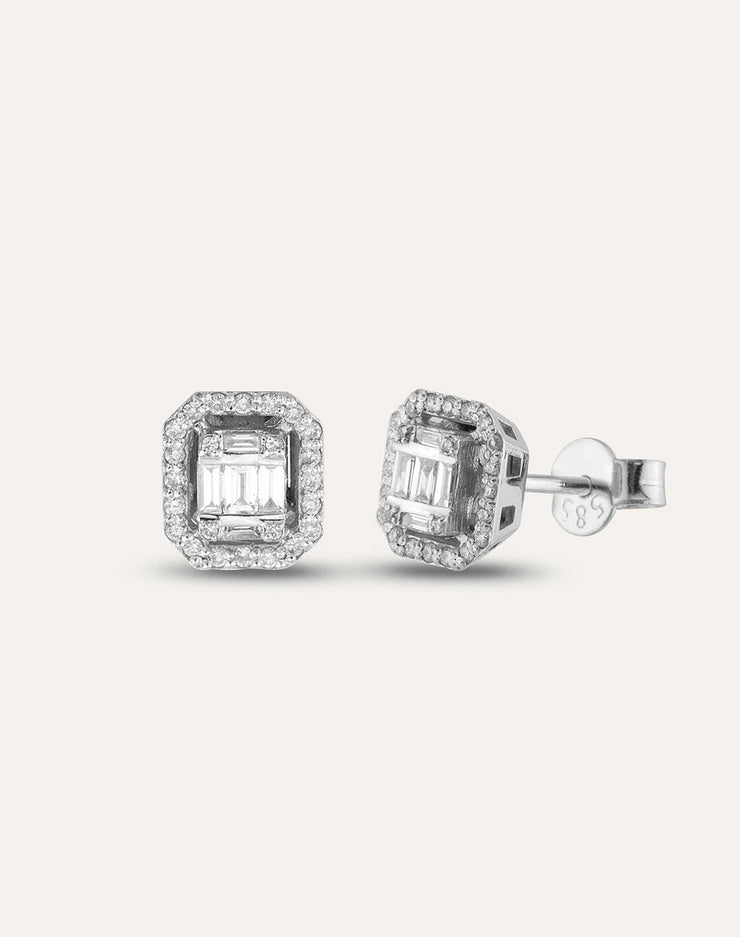 0.28 CT Baguette Diamond Stone Earrings